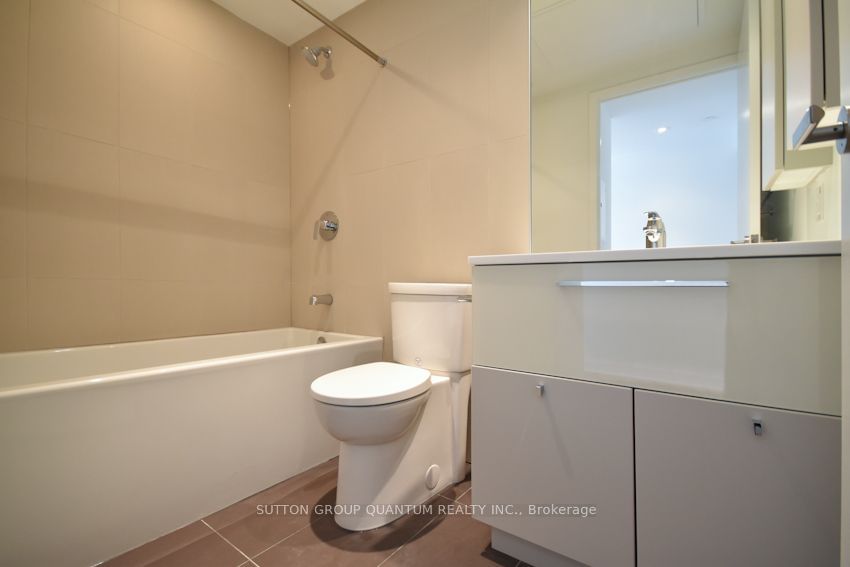 15 Grenville St, unit 1406 for sale - image #7