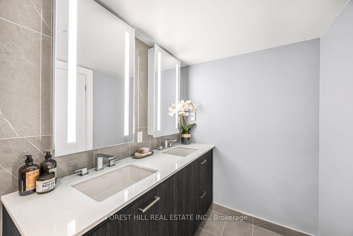 480 Front St W, unit 517 for sale - image #17