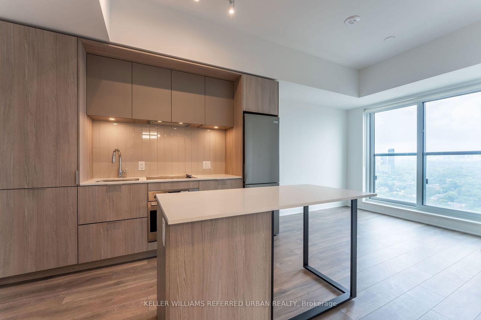 130 River St, unit 3209 for rent - image #4