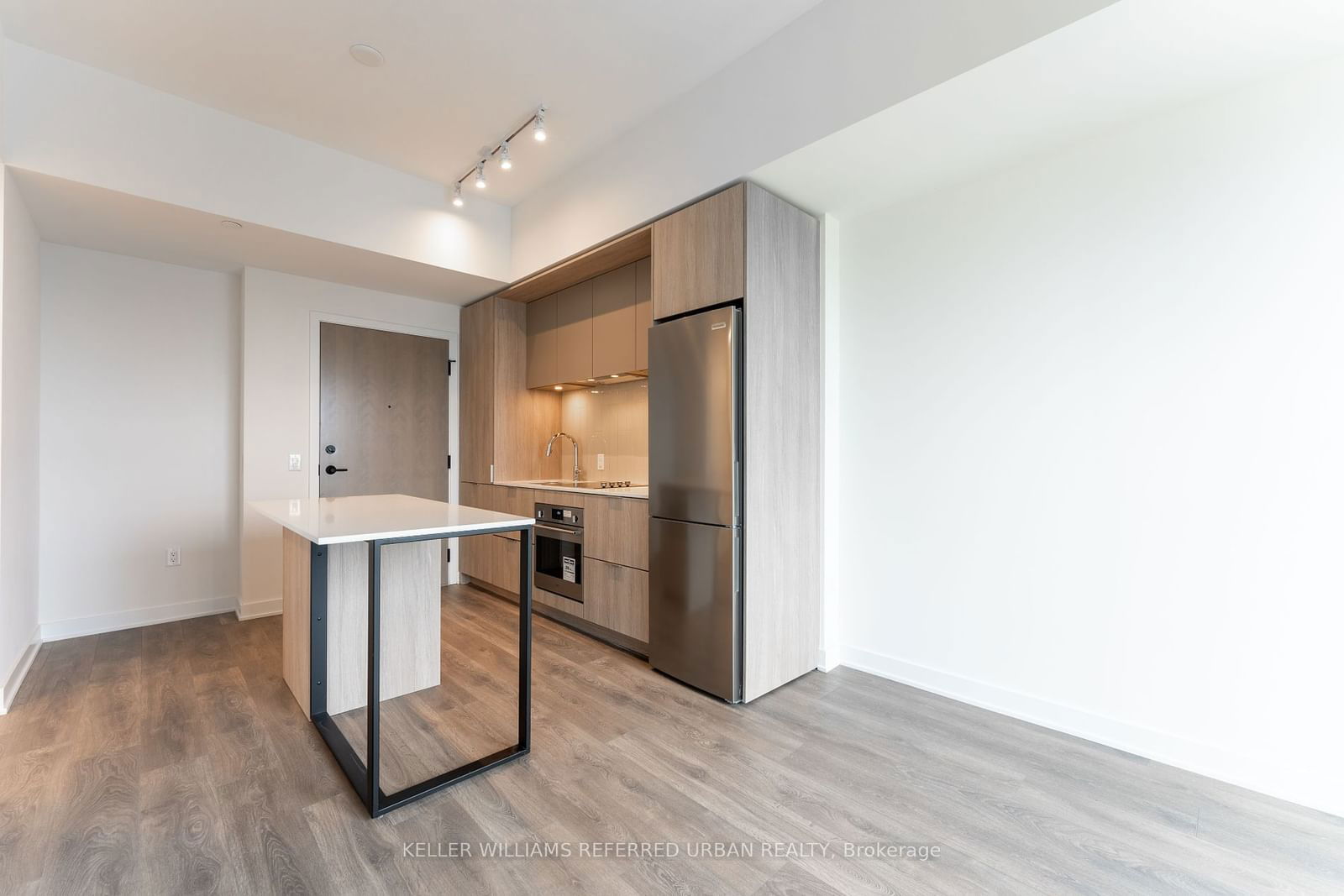 130 River St, unit 3209 for rent - image #5