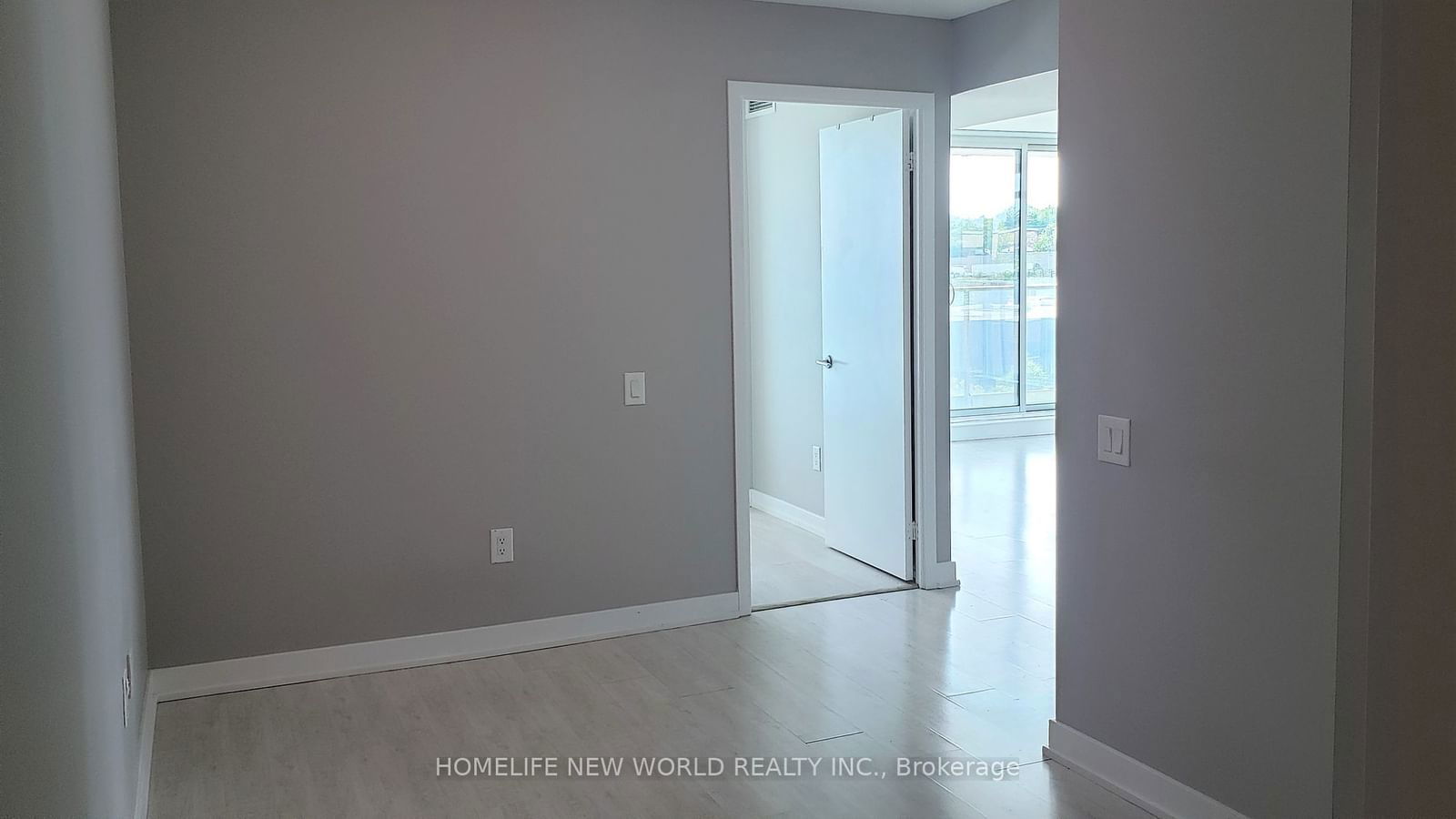 29 Singer Crt, unit 302 for rent - image #7