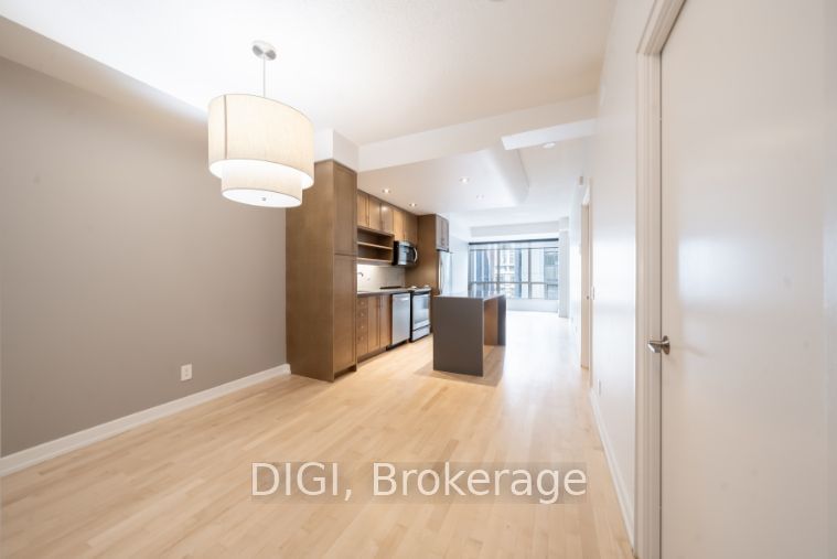 61 Yorkville Ave, unit 408 for rent - image #1