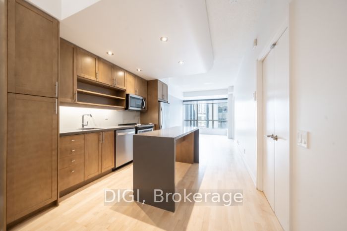 61 Yorkville Ave, unit 408 for rent - image #2