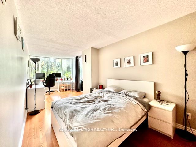 1101 Steeles Ave W, unit 105 for rent - image #15