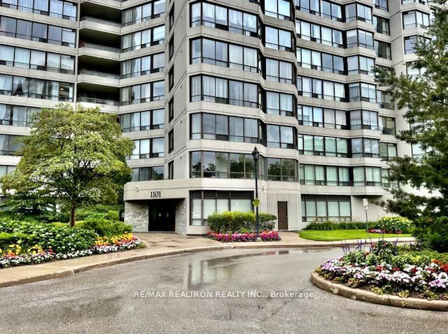 1101 Steeles Ave W, unit 105 for rent - image #2