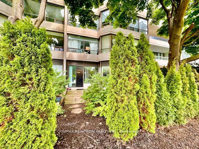 1101 Steeles Ave W, unit 105 for rent - image #23