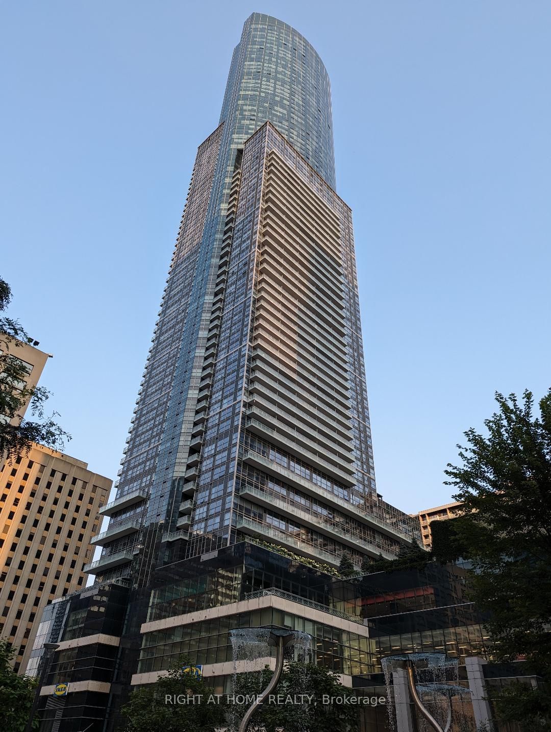 388 Yonge St, unit 7405 for rent