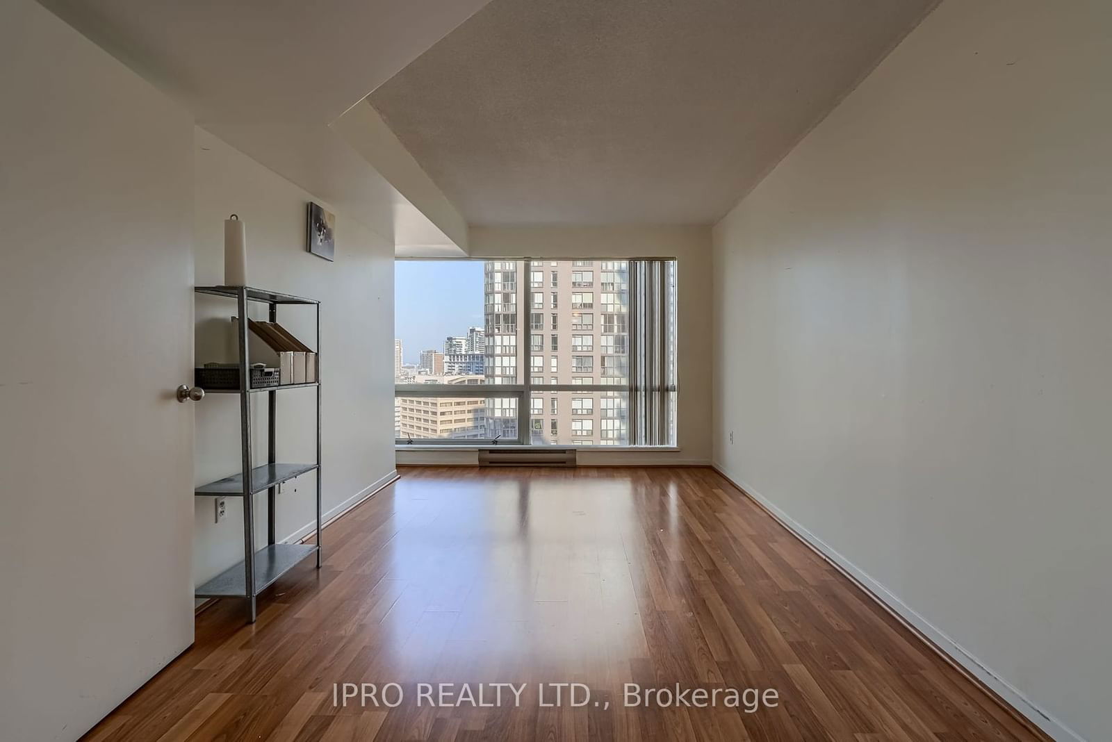 1001 Bay St, unit 1710 for rent