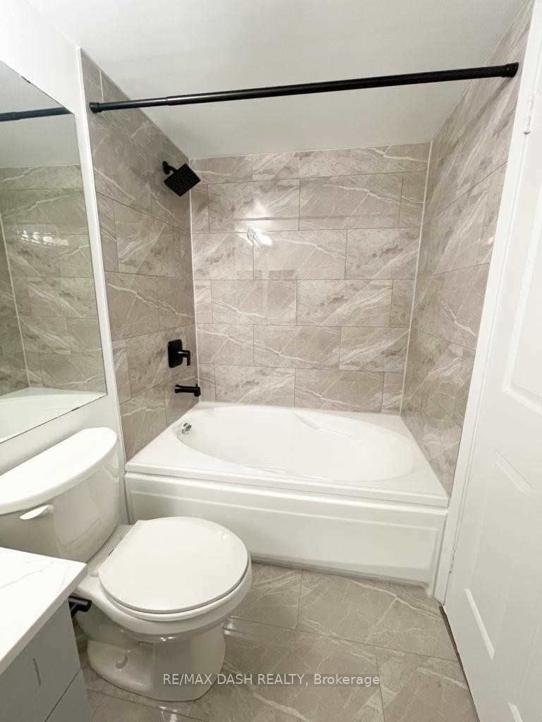 44 Gerrard St W, unit 1008 for rent - image #7