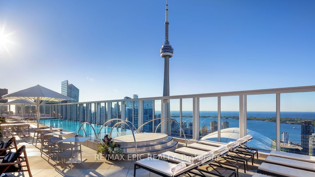 88 BLUE JAYS Way, unit 1107 for rent - image #2