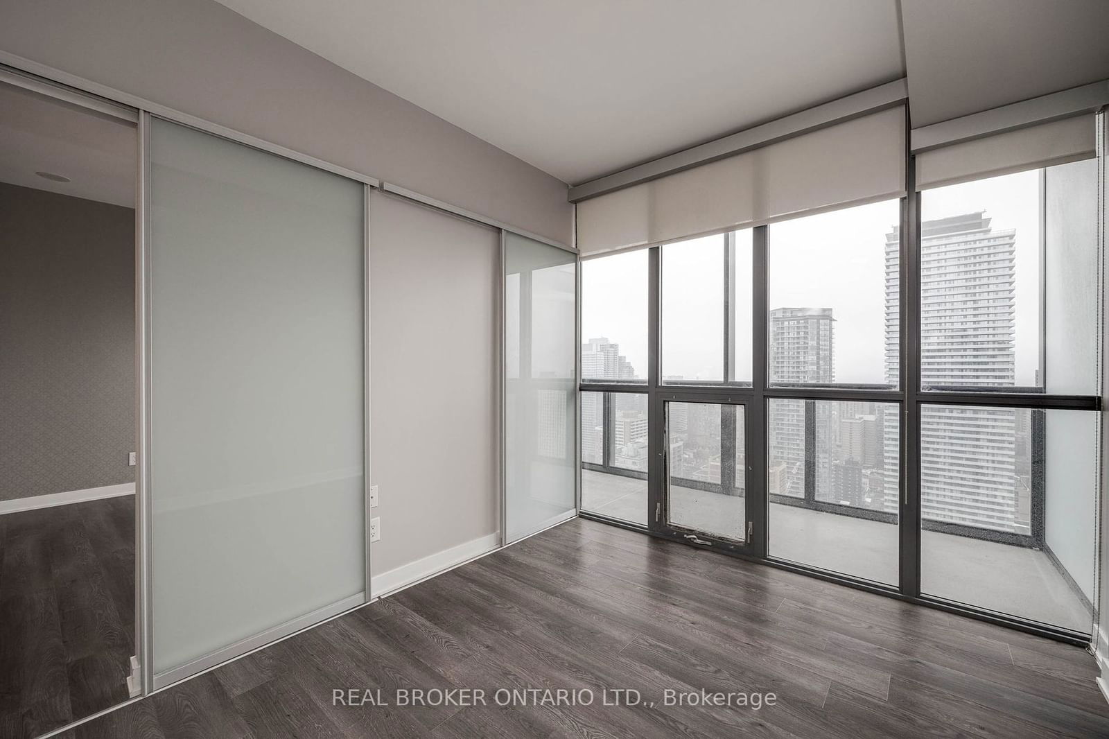 110 Charles St E, unit 3903 for sale - image #18