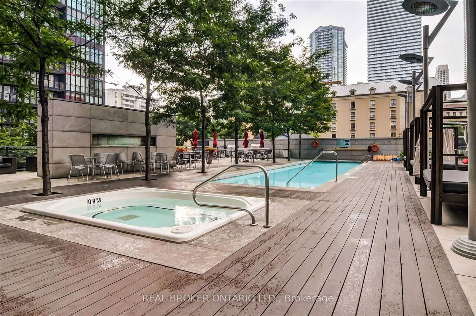 110 Charles St E, unit 3903 for sale - image #30