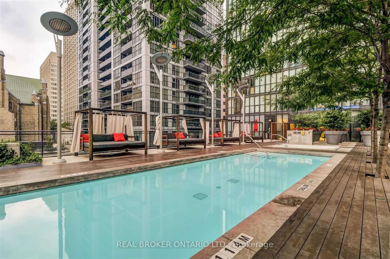 110 Charles St E, unit 3903 for sale - image #31