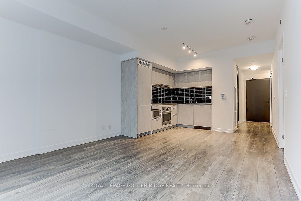 60 Shuter St, unit 209 for rent - image #4