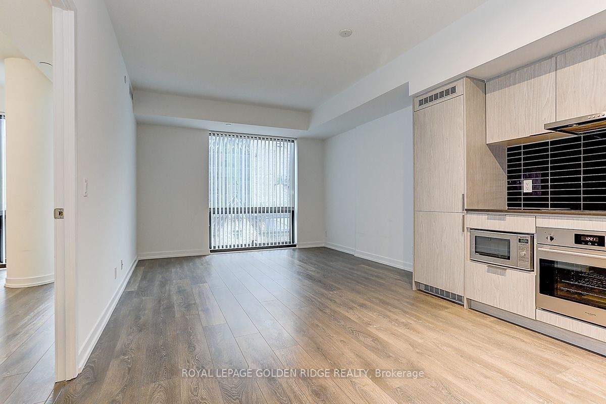 60 Shuter St, unit 209 for rent - image #6