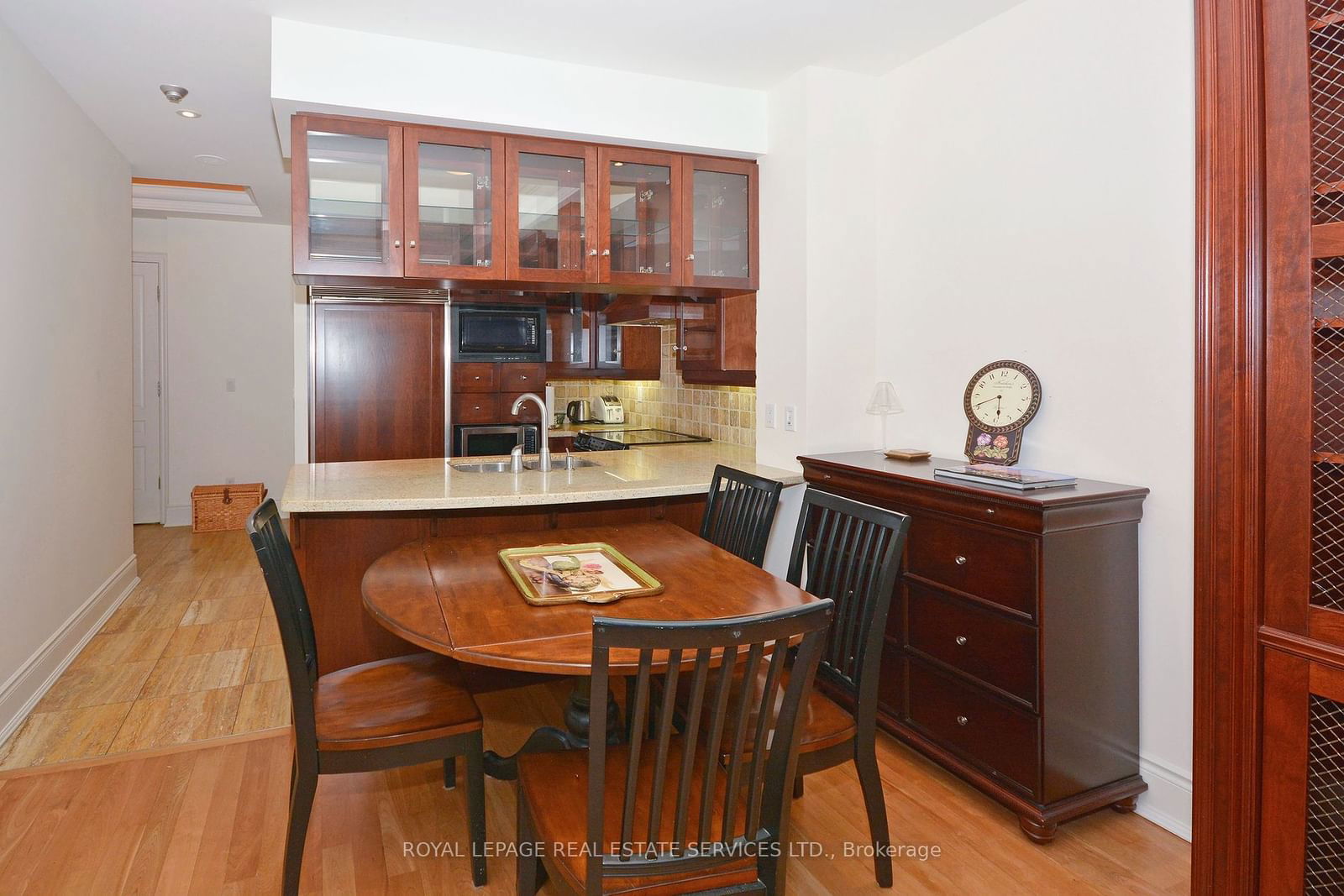 10 Bellair St, unit 301 for rent - image #11