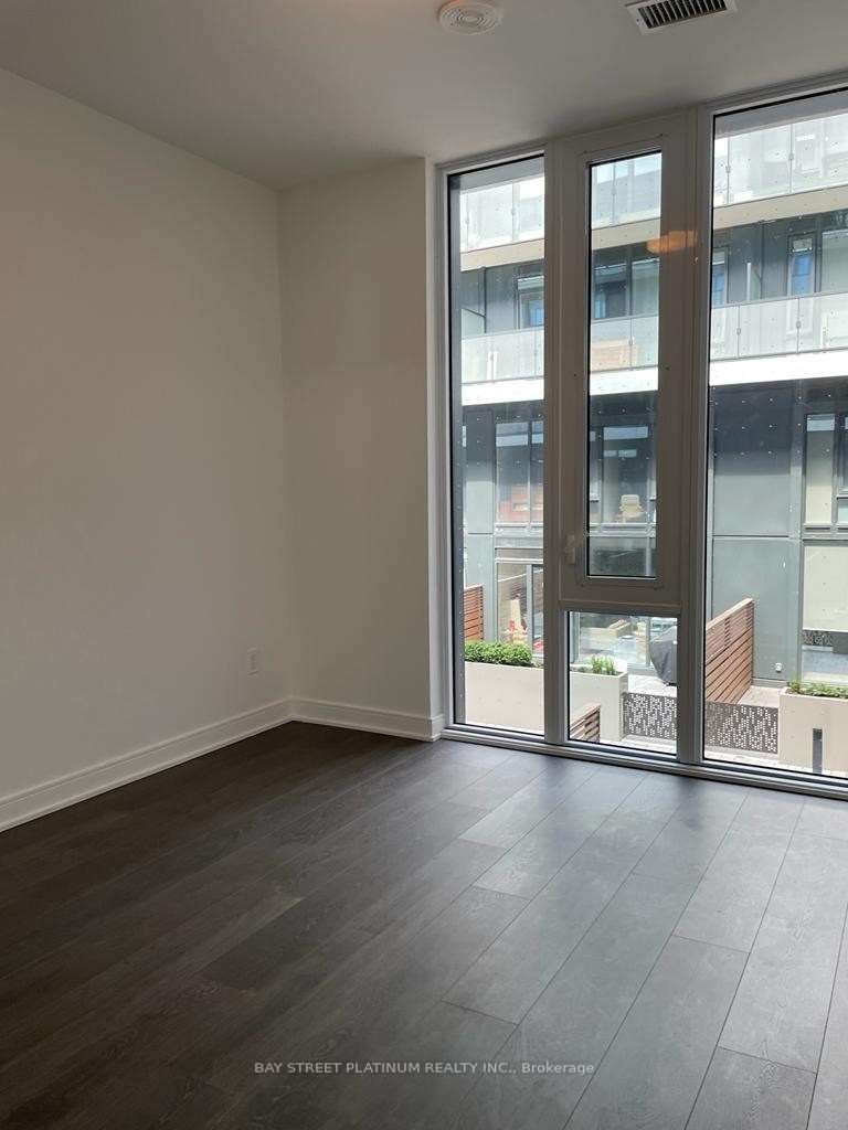 180 Mill St, unit S142 for rent - image #11