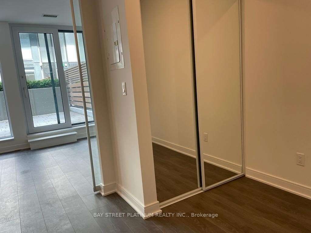 180 Mill St, unit S142 for rent - image #3