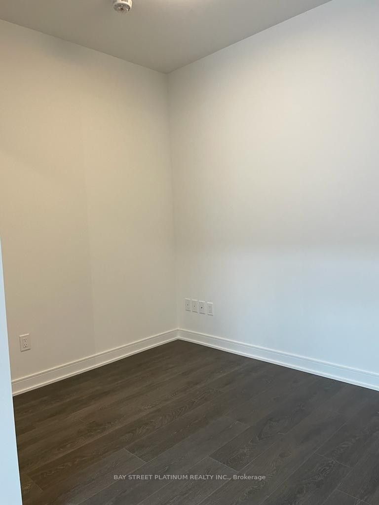 180 Mill St, unit S142 for rent - image #7