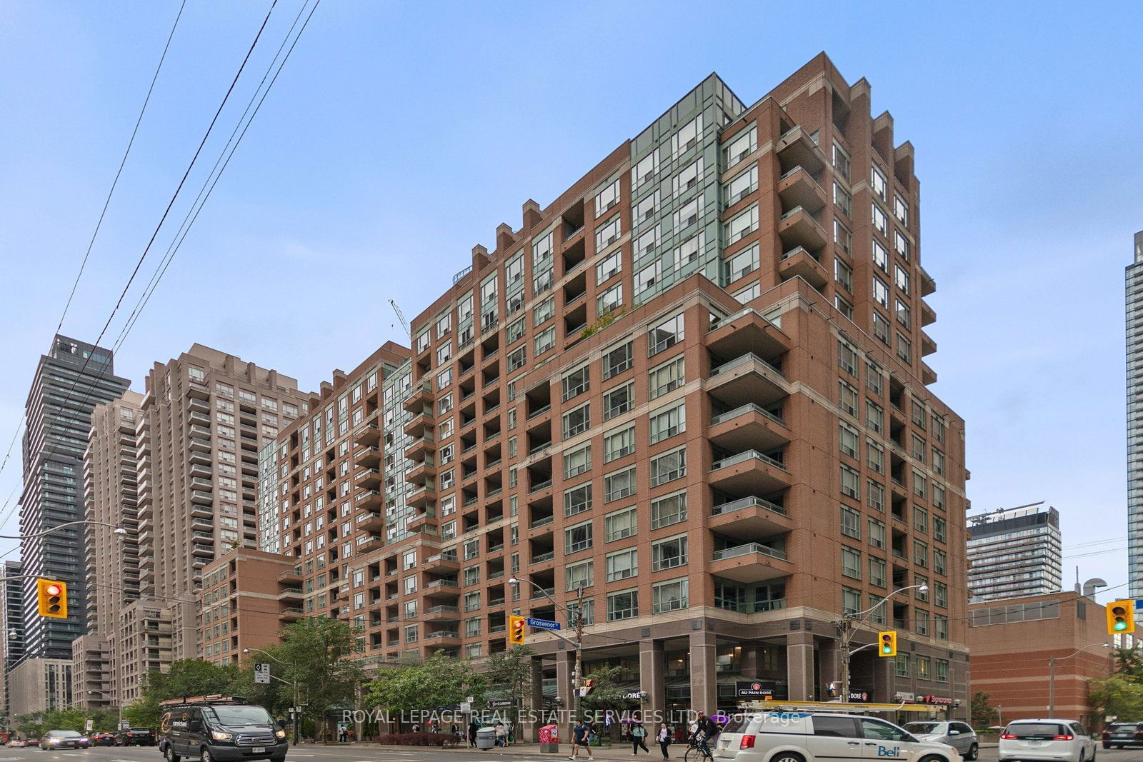 889 Bay St, unit 1110 for rent - image #1