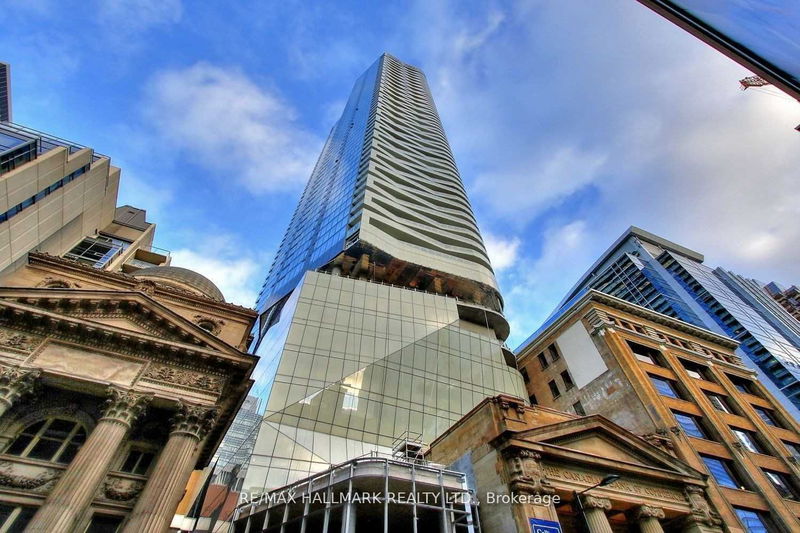 197 Yonge St, unit 2104 for rent