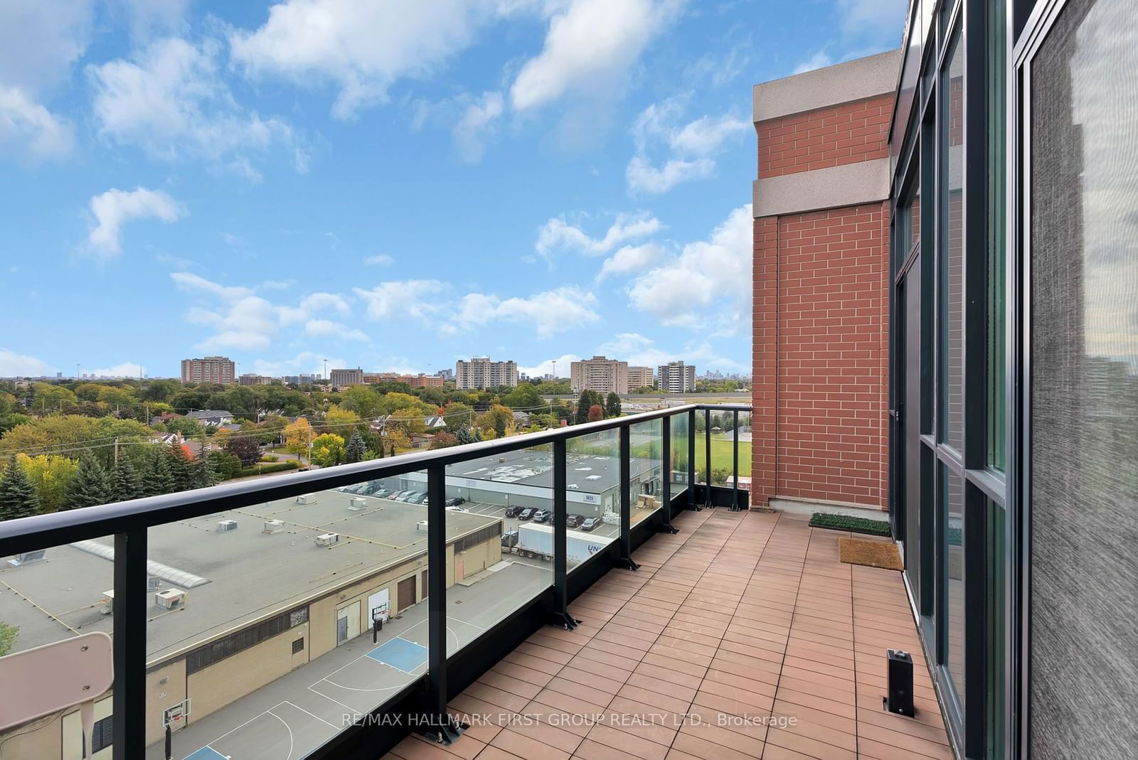 525 Wilson Ave, unit 907 for sale - image #25