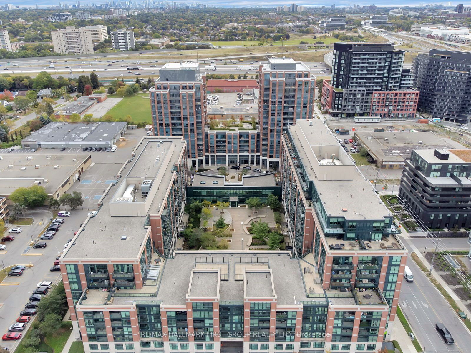 525 Wilson Ave, unit 907 for sale - image #37