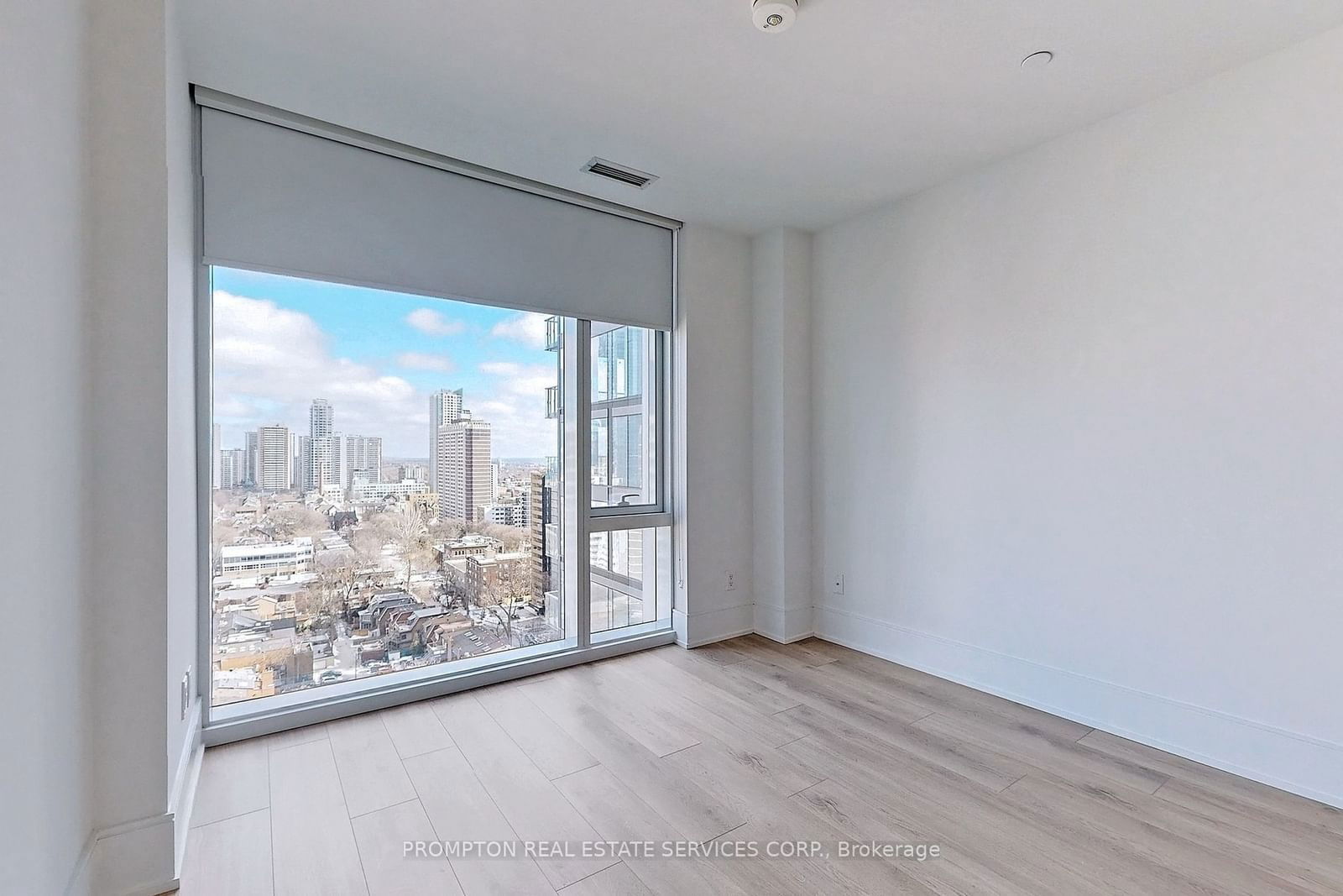 3 Gloucester St, unit 1917 for rent - image #11