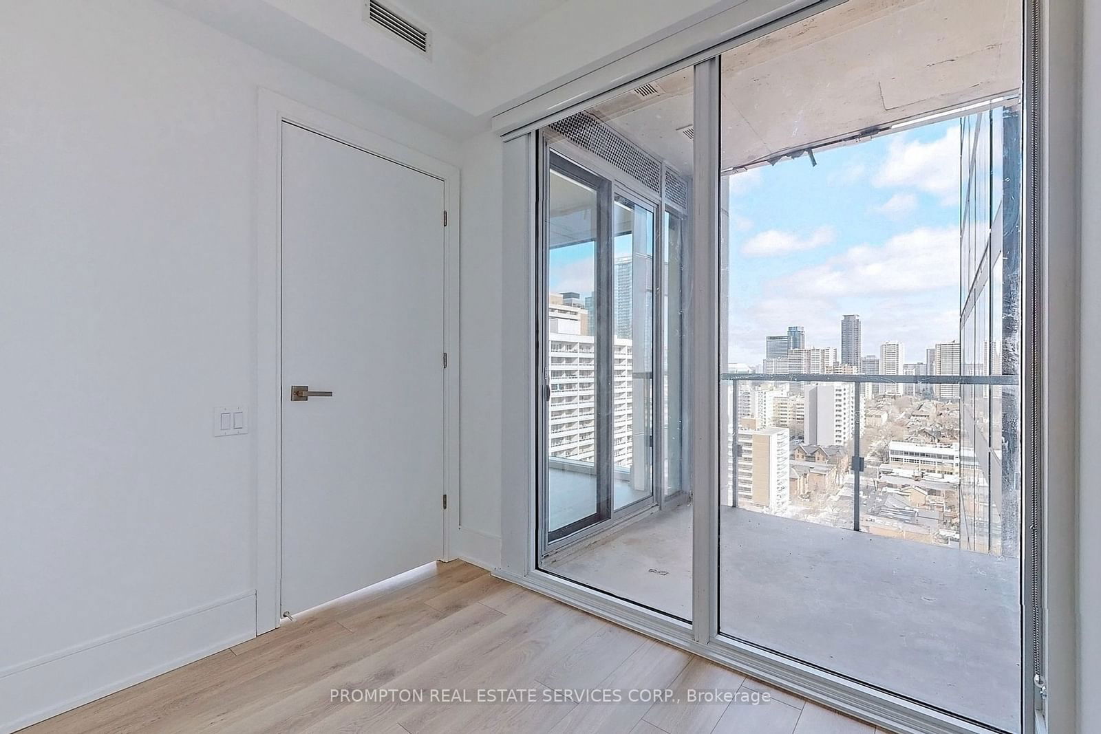 3 Gloucester St, unit 1917 for rent - image #15