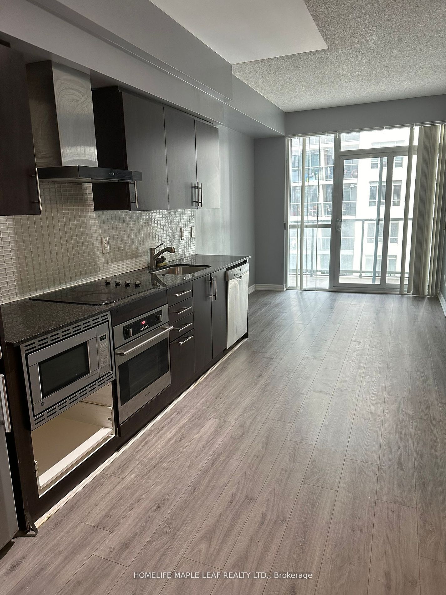 352 Front St W, unit 1218 for rent - image #5