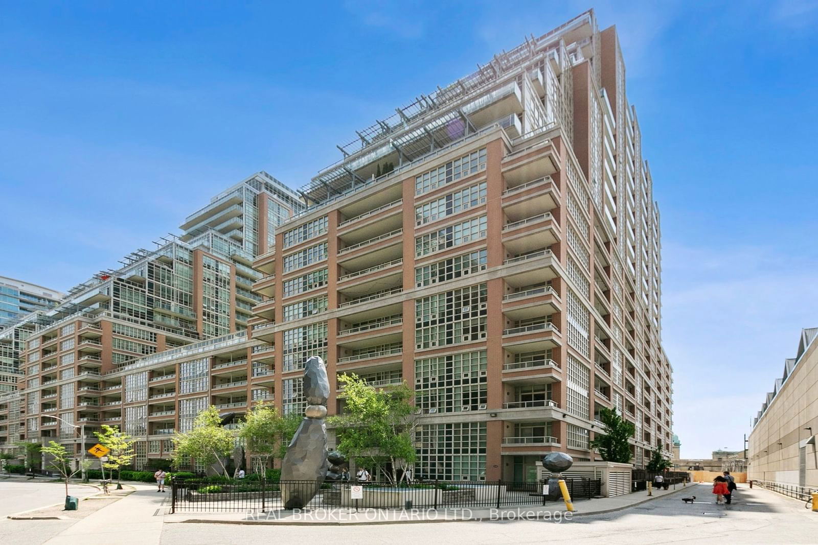 85 East Liberty St, unit 701 for sale