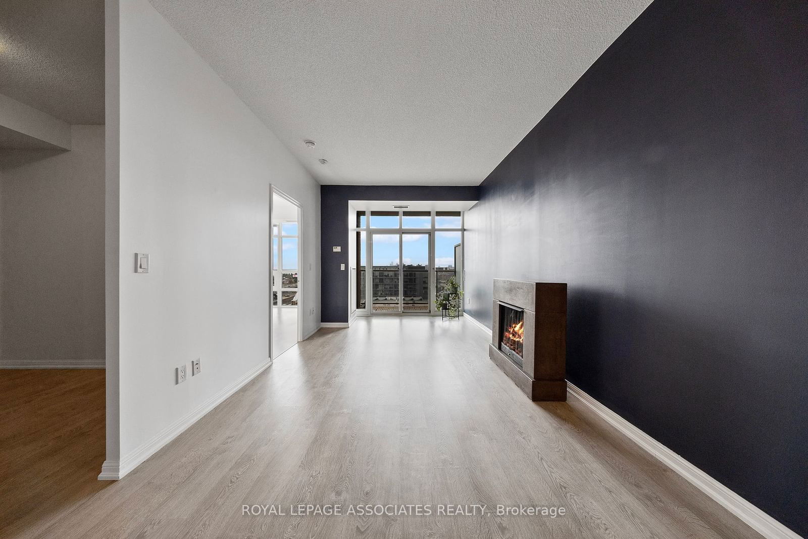 85 East Liberty St, unit 1420 for sale - image #23