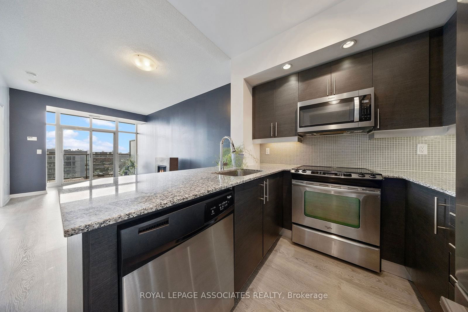 85 East Liberty St, unit 1420 for sale - image #26