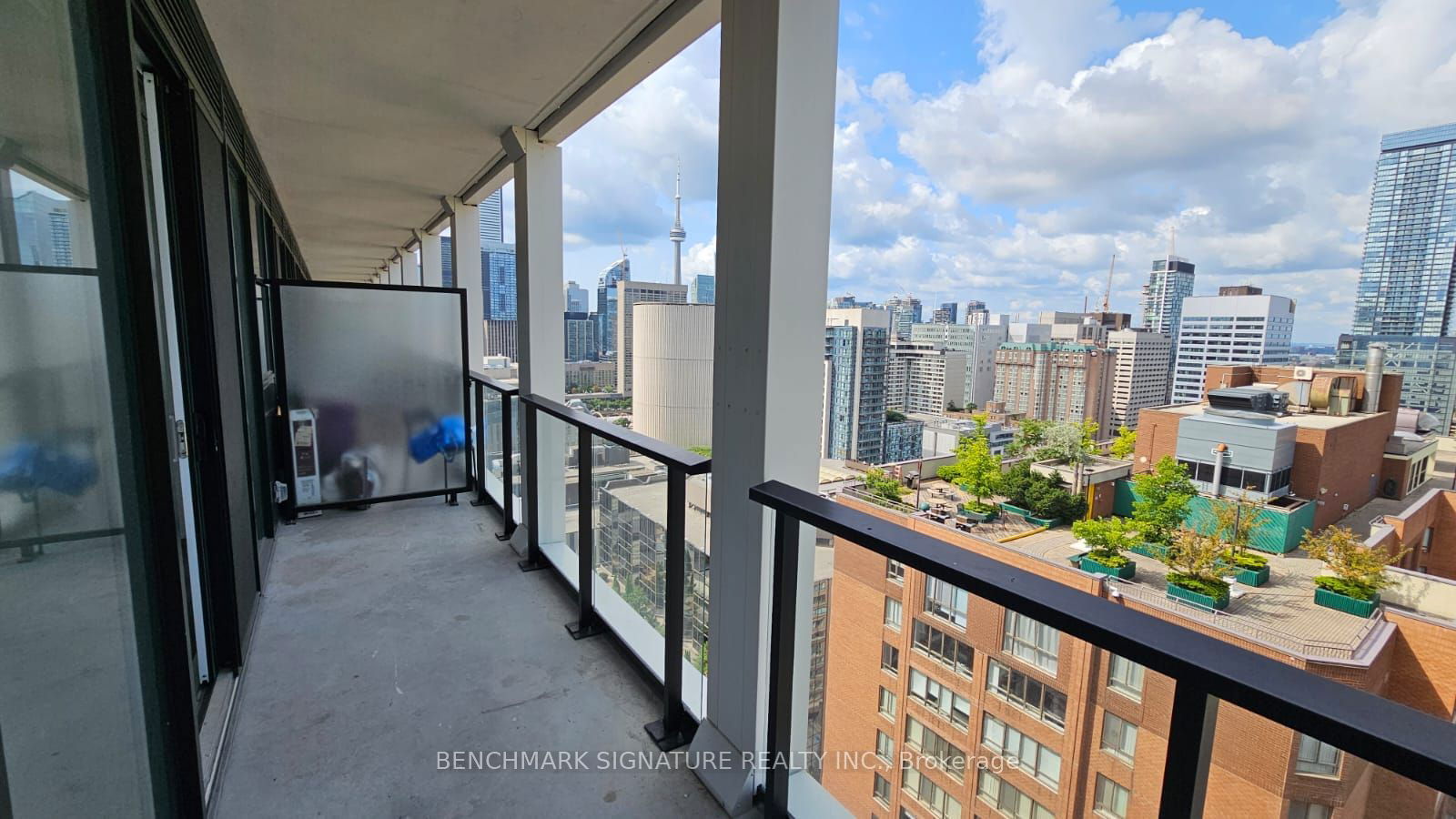 20 Edward St, unit 2513 for sale