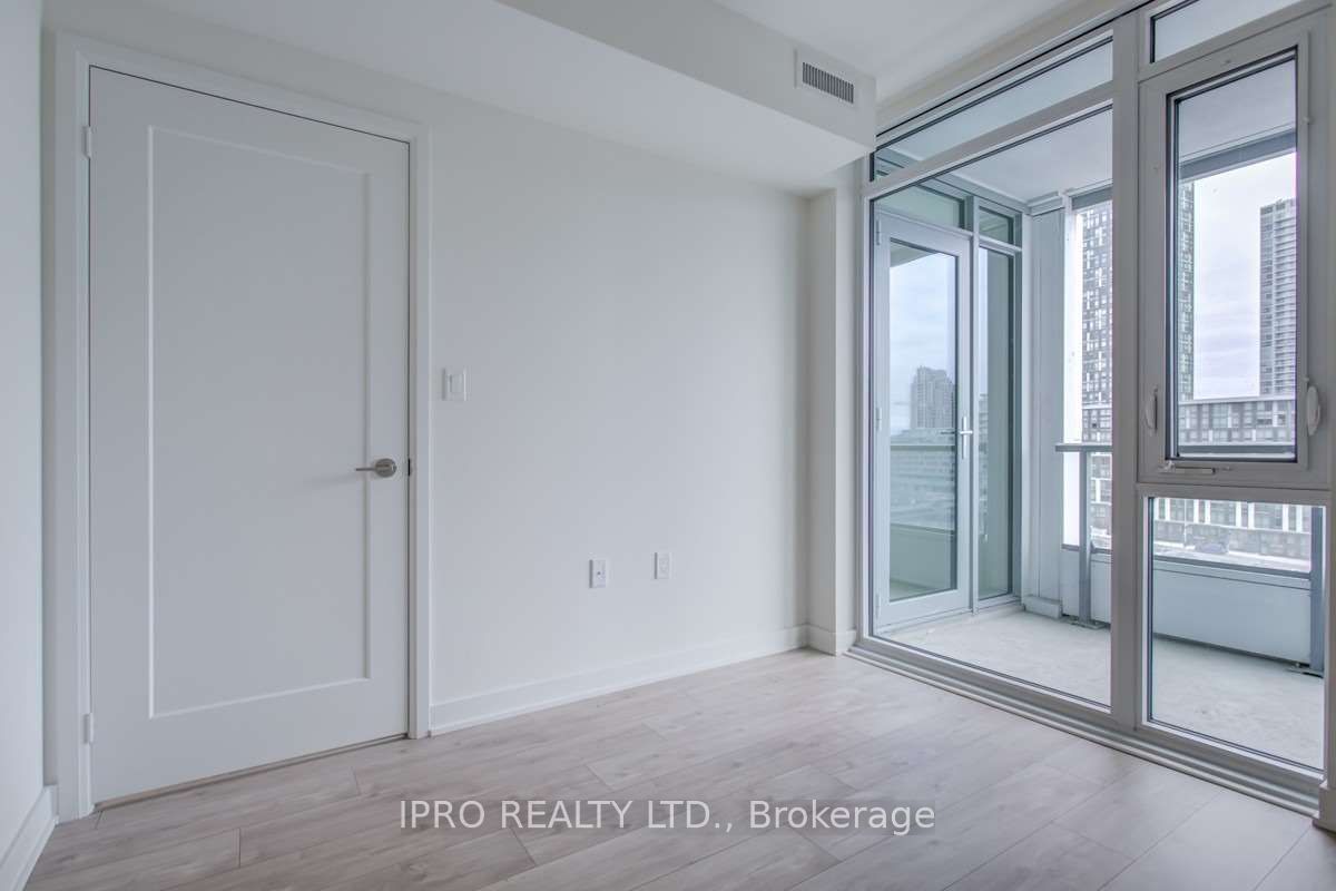 576 Front St W, unit 503E for rent - image #13