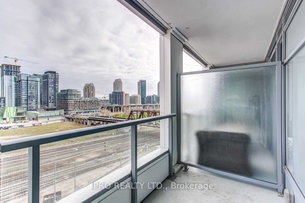 576 Front St W, unit 503E for rent - image #20