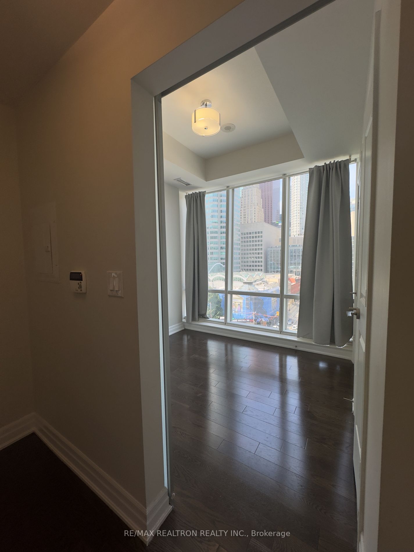 8 The Esplanade Ave, unit 1006 for rent - image #23