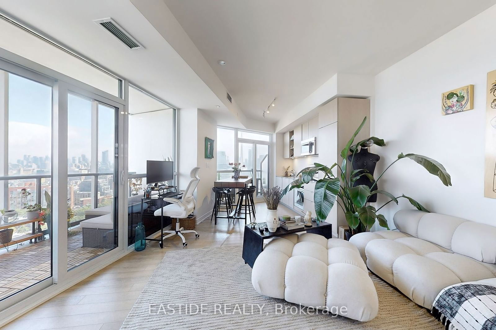 50 Ordnance St, unit 2109 for sale - image #8