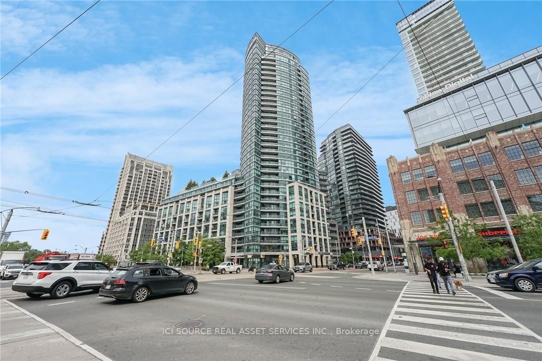 600 Fleet St, unit 318 for rent - image #13