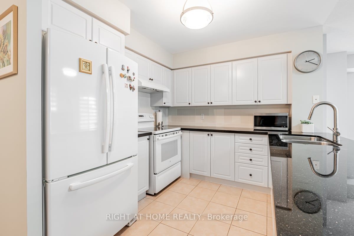 18 Spring Garden Ave, unit 1110 for sale - image #15