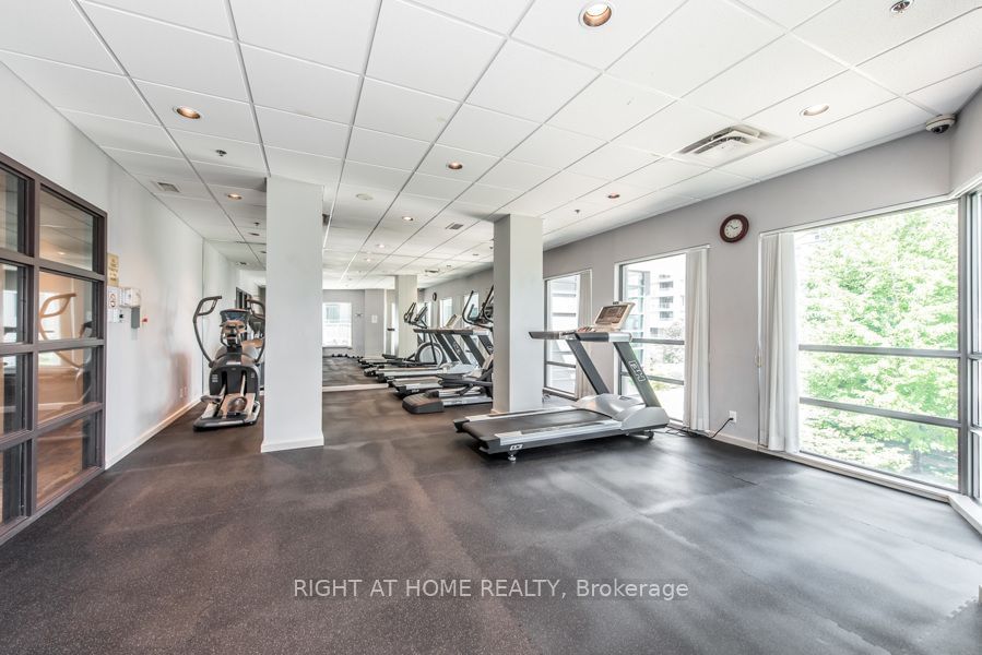 18 Spring Garden Ave, unit 1110 for sale - image #5