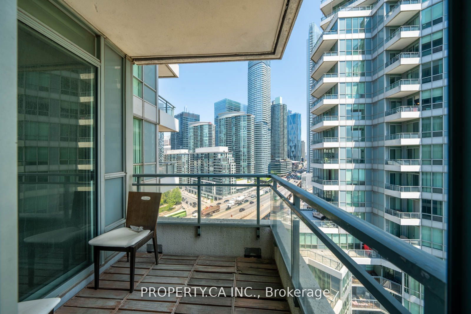 230 Queens Quay W, unit 1815 for sale - image #16