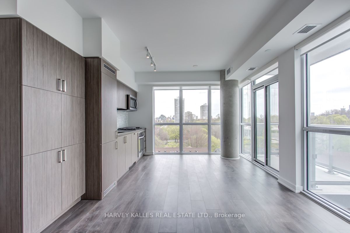 501 St Clair Ave W, unit 507 for rent - image #1