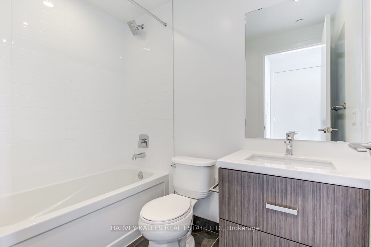 501 St Clair Ave W, unit 507 for rent - image #10