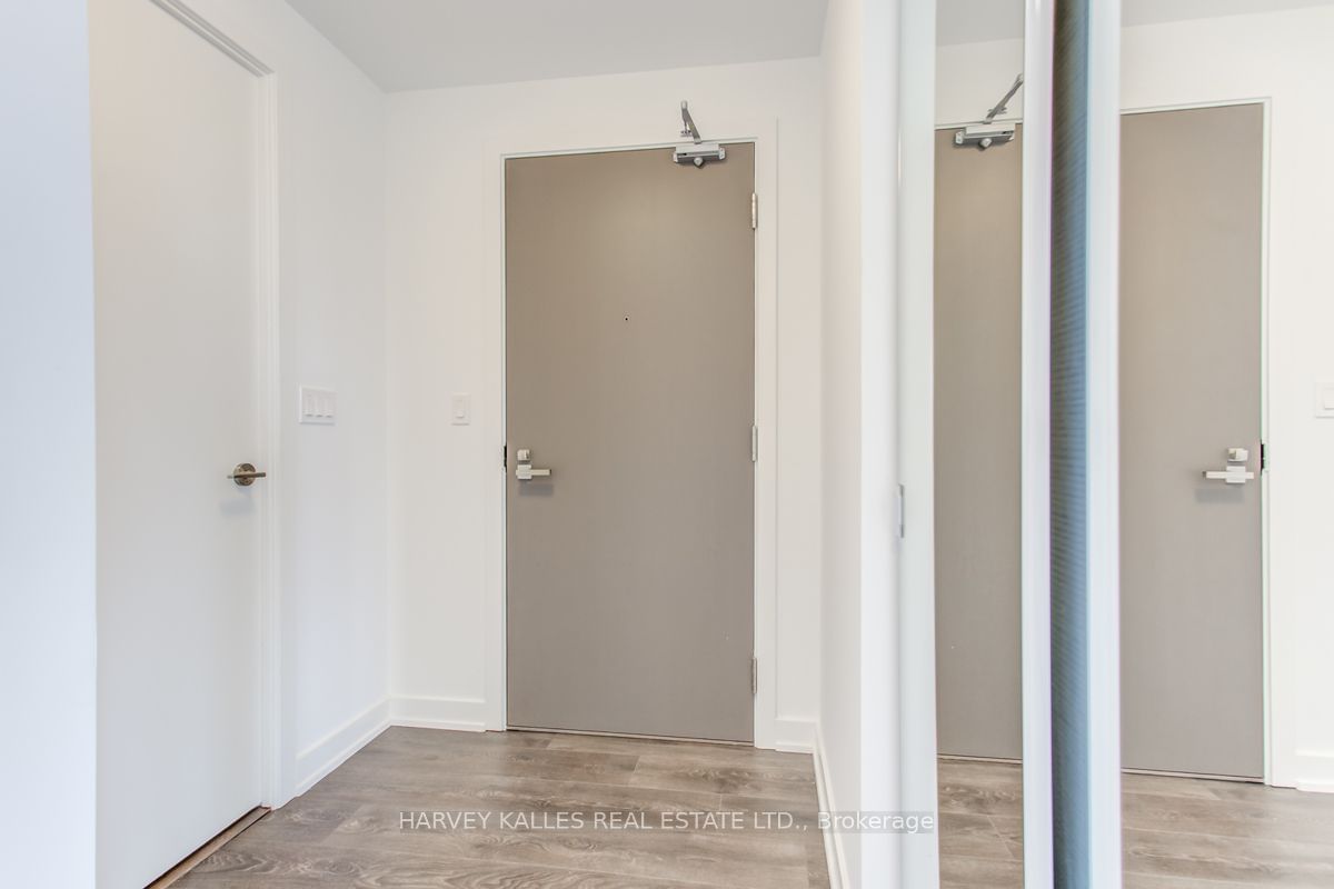 501 St Clair Ave W, unit 507 for rent - image #13