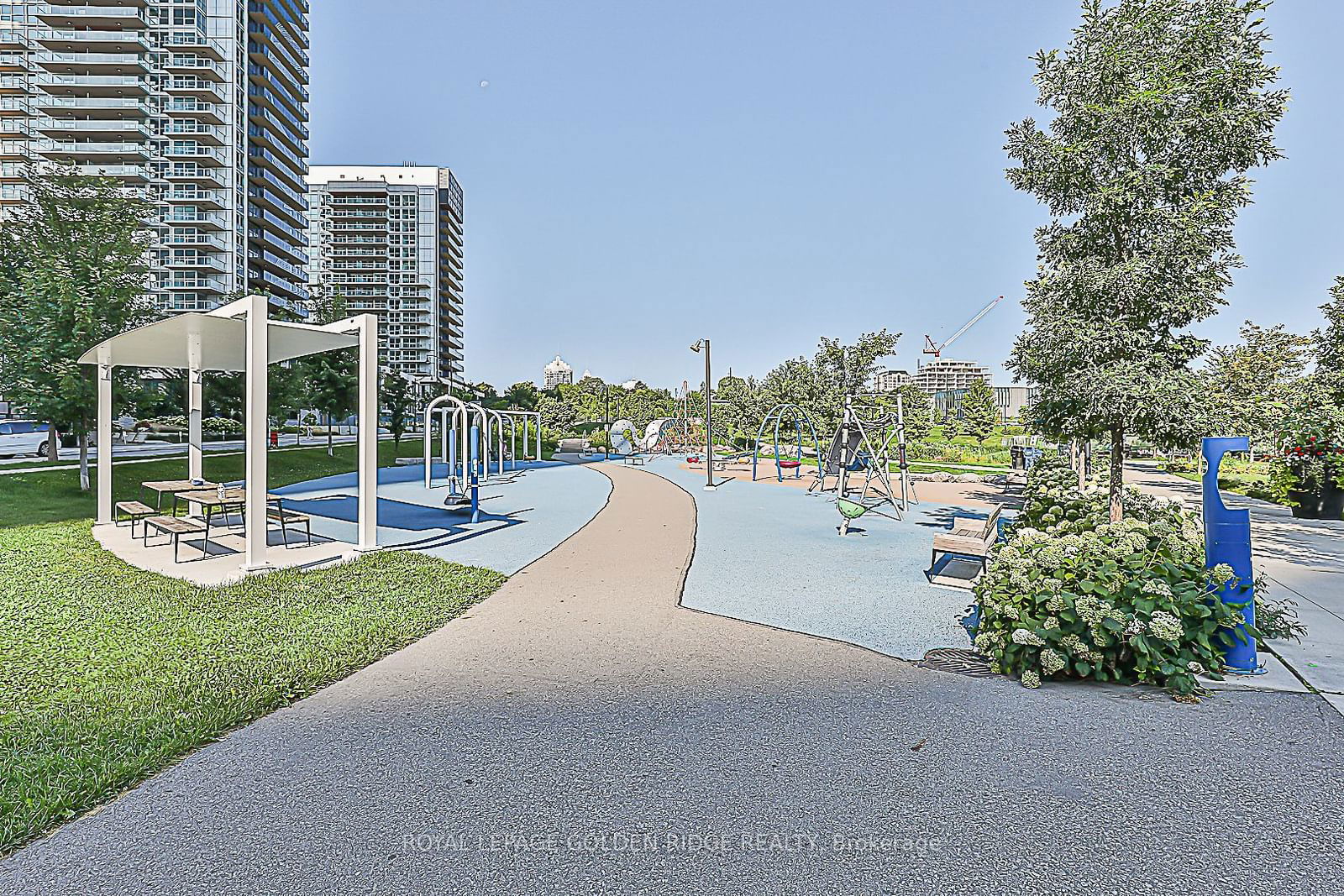 85 Mcmahon Dr, unit 2606 for sale - image #37