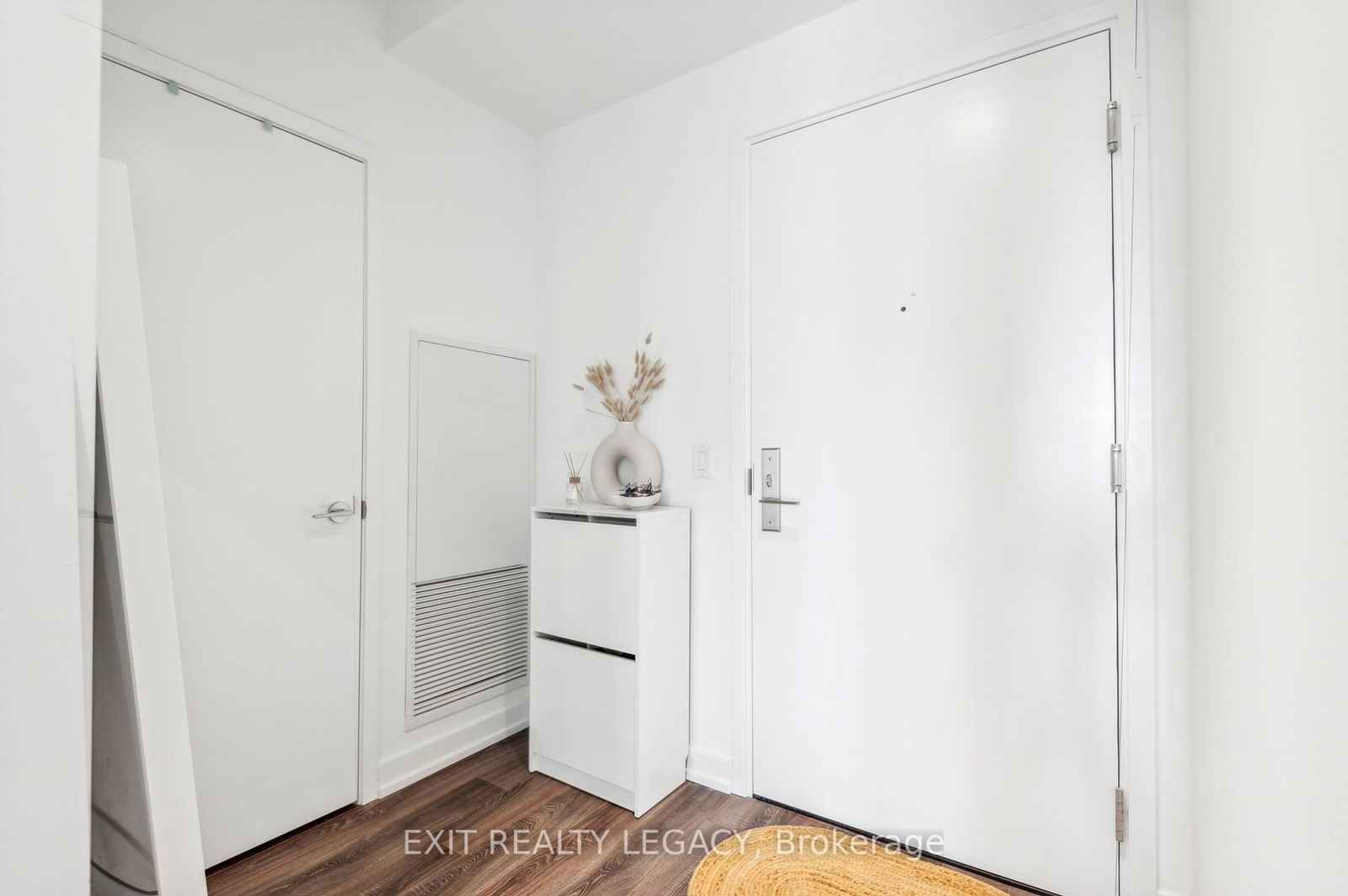 20 Edward St, unit 2213 for sale - image #8