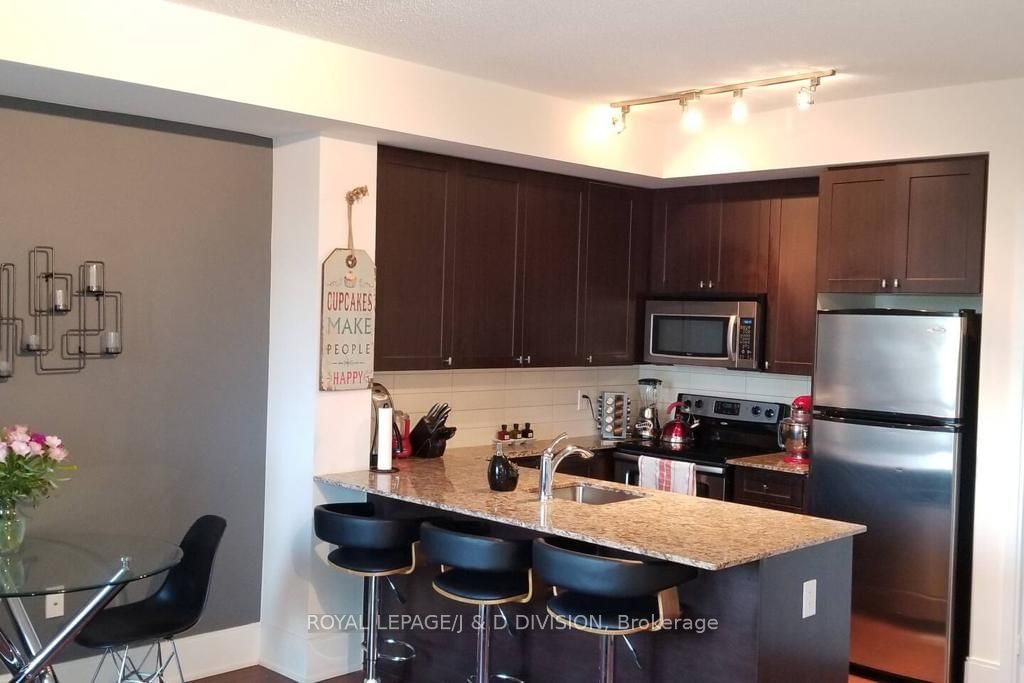 560 Front St W, unit 515 for rent - image #7