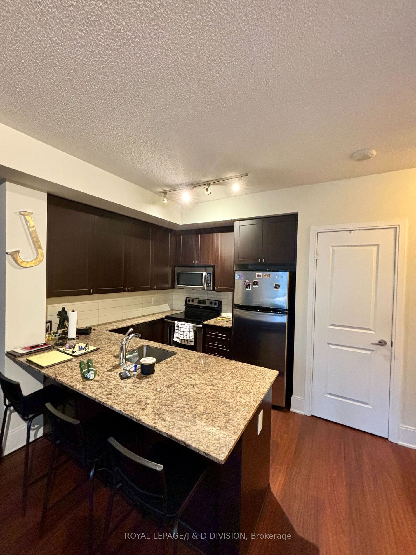 560 Front St W, unit 515 for rent - image #8