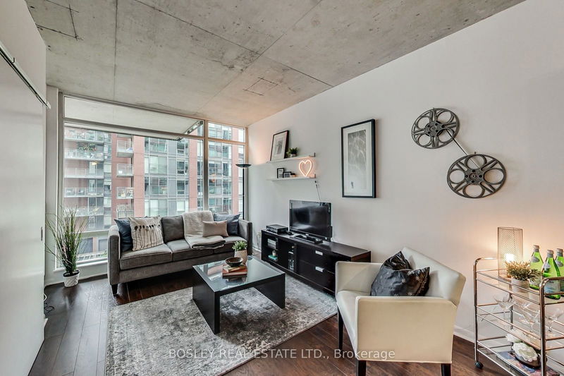 218 King St, unit 405 for rent - image #1